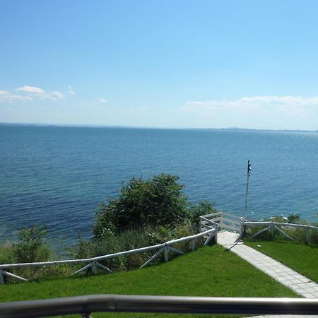 Blue Bay Palace Apart Complex Pomorie Bagian luar foto