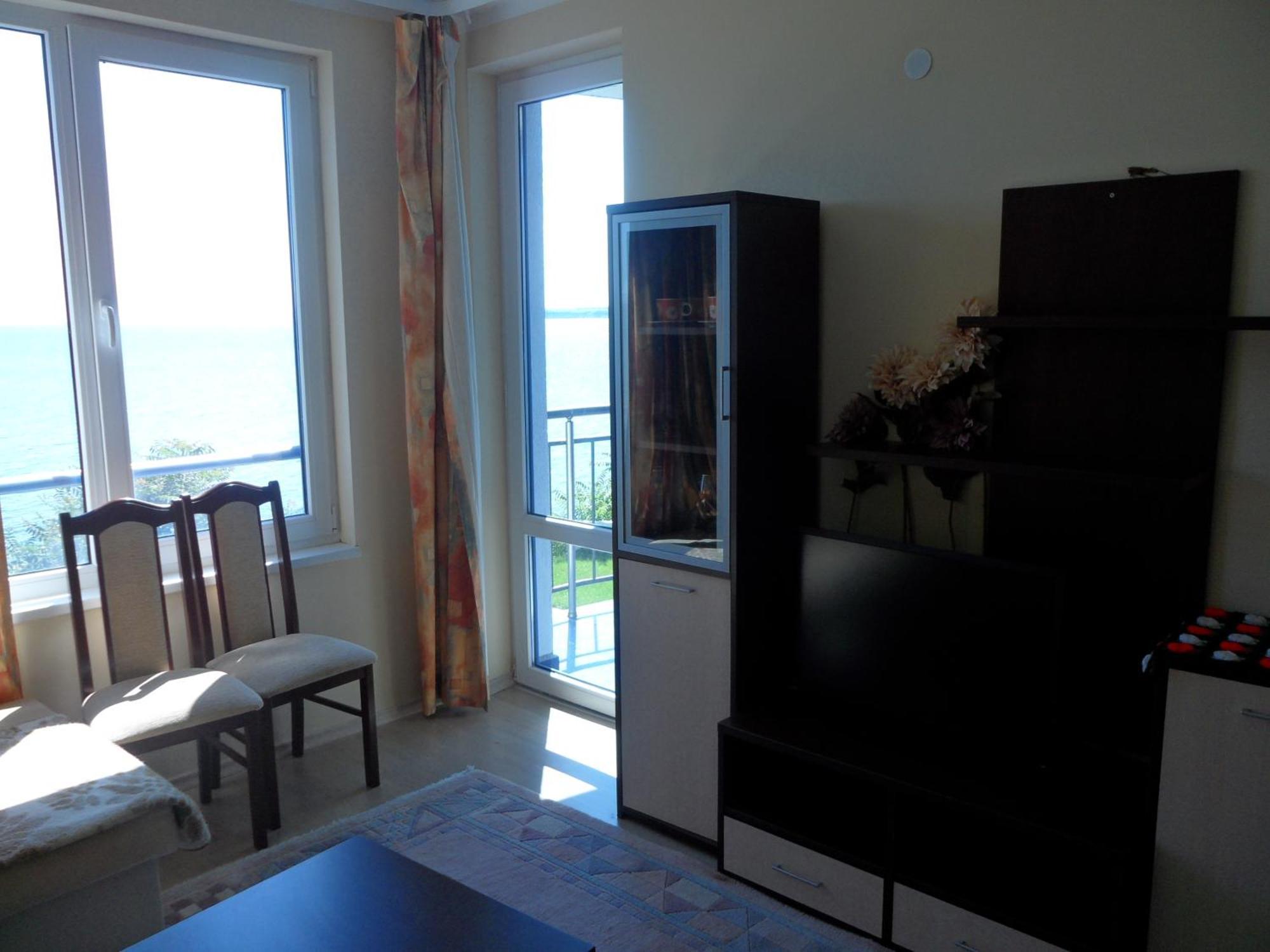 Blue Bay Palace Apart Complex Pomorie Ruang foto