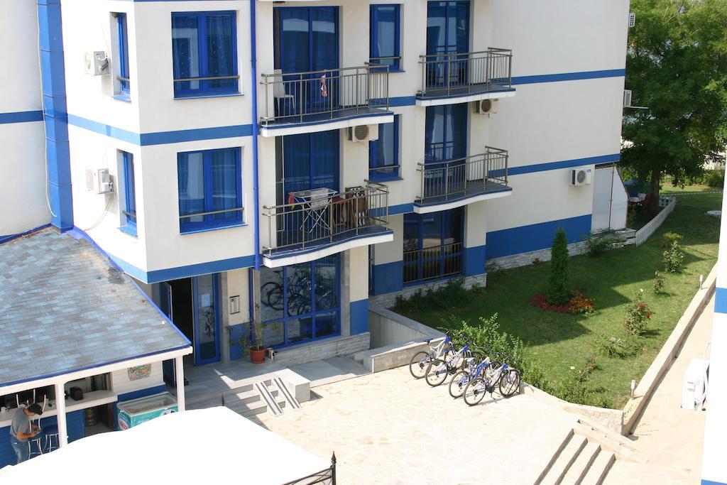 Blue Bay Palace Apart Complex Pomorie Bagian luar foto
