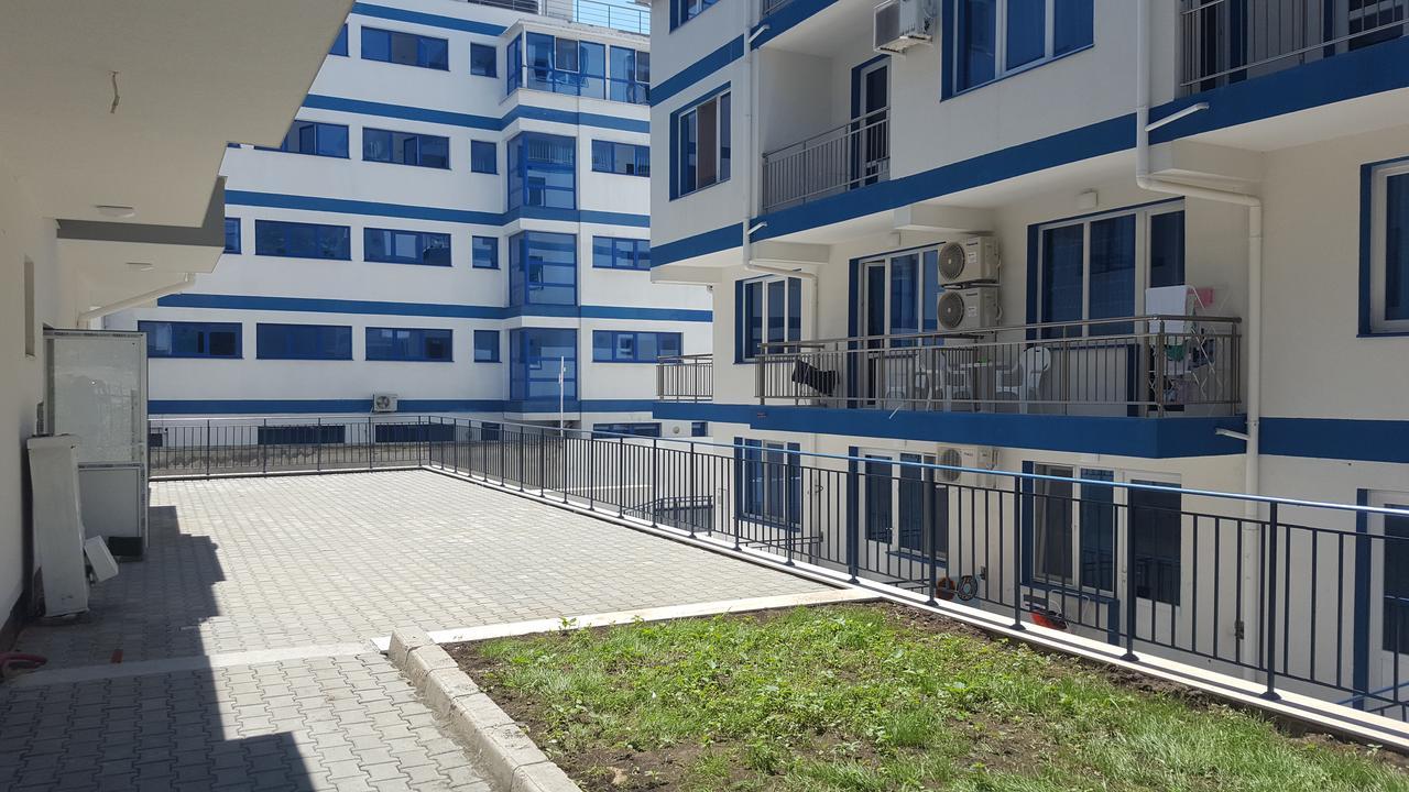 Blue Bay Palace Apart Complex Pomorie Bagian luar foto