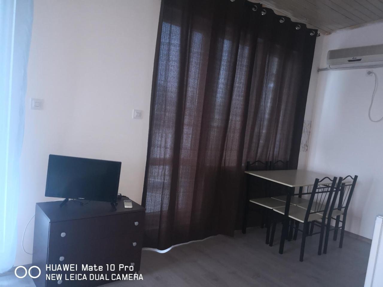 Blue Bay Palace Apart Complex Pomorie Bagian luar foto