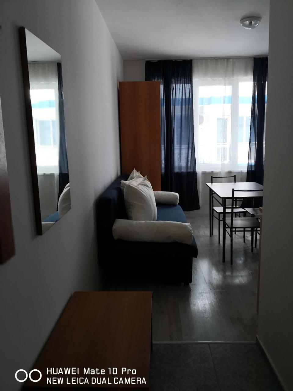 Blue Bay Palace Apart Complex Pomorie Bagian luar foto