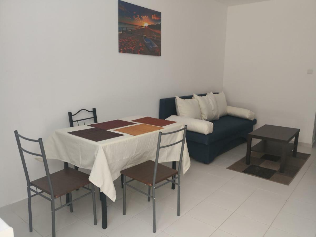 Blue Bay Palace Apart Complex Pomorie Bagian luar foto